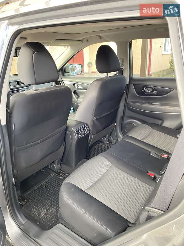 Внедорожник / Кроссовер Nissan X-Trail 2021 в Днепре