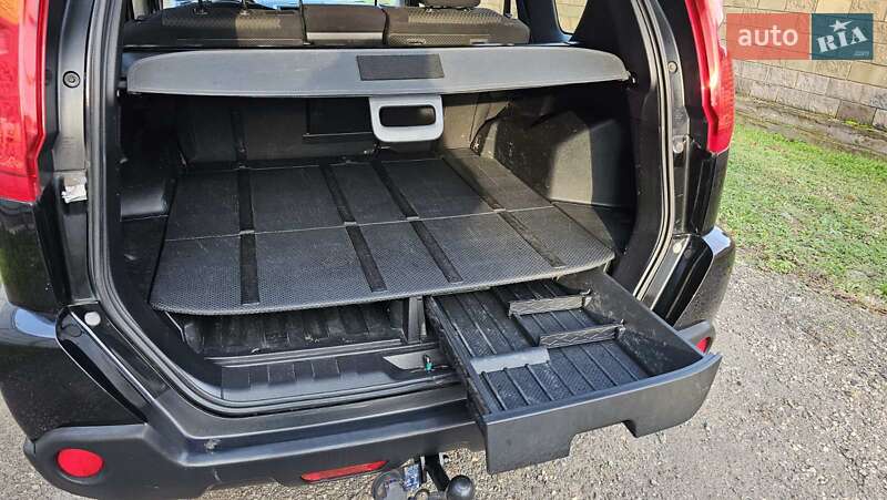 Внедорожник / Кроссовер Nissan X-Trail 2008 в Кривом Роге