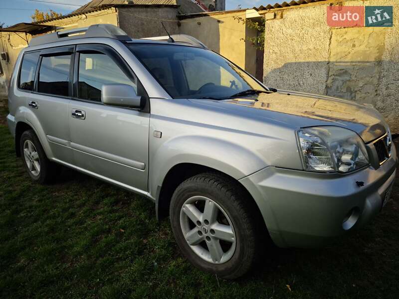 Внедорожник / Кроссовер Nissan X-Trail 2006 в Южноукраинске