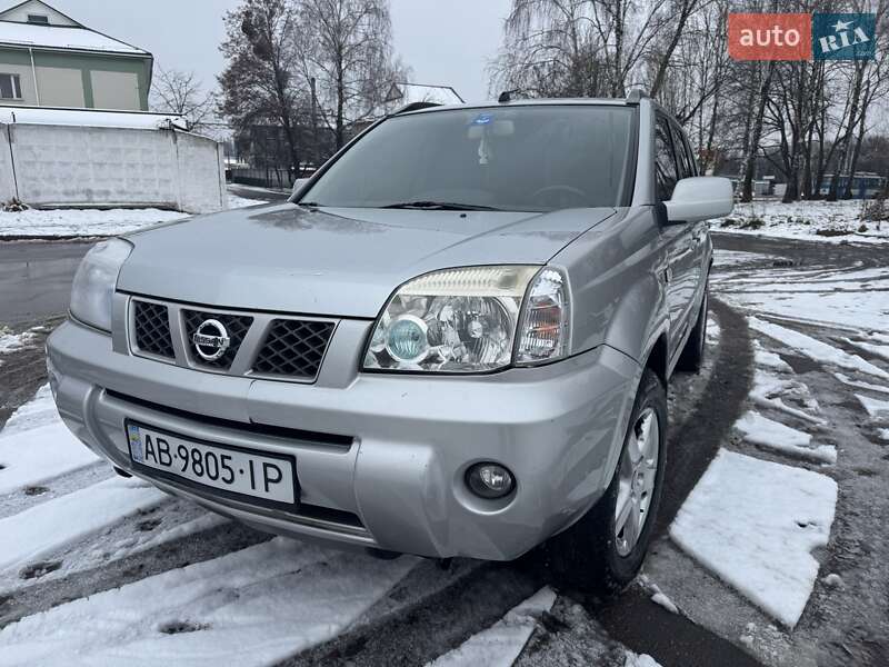 Внедорожник / Кроссовер Nissan X-Trail 2004 в Ровно