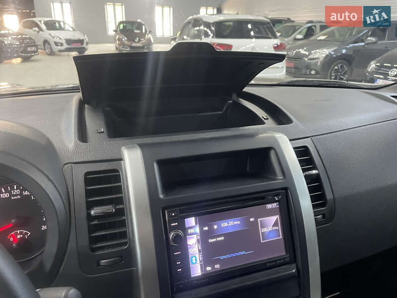 Внедорожник / Кроссовер Nissan X-Trail 2012 в Стрые