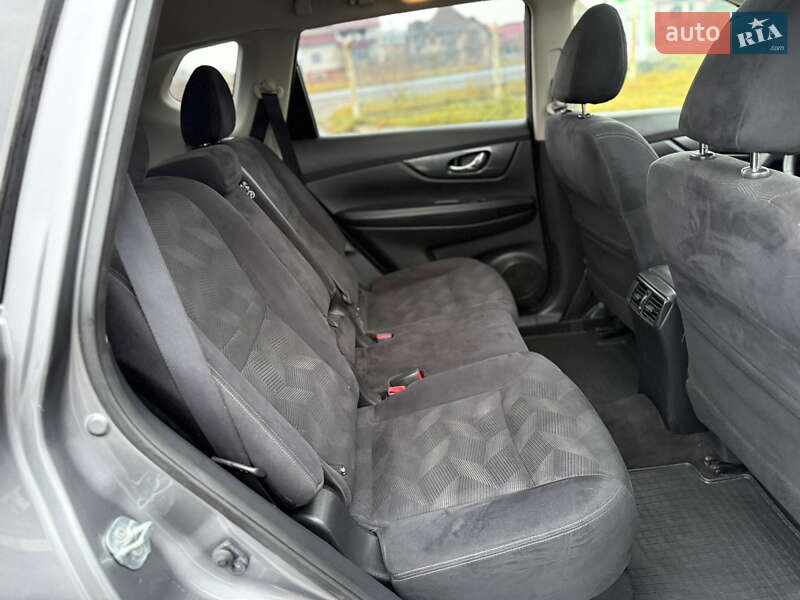 Внедорожник / Кроссовер Nissan X-Trail 2014 в Калуше