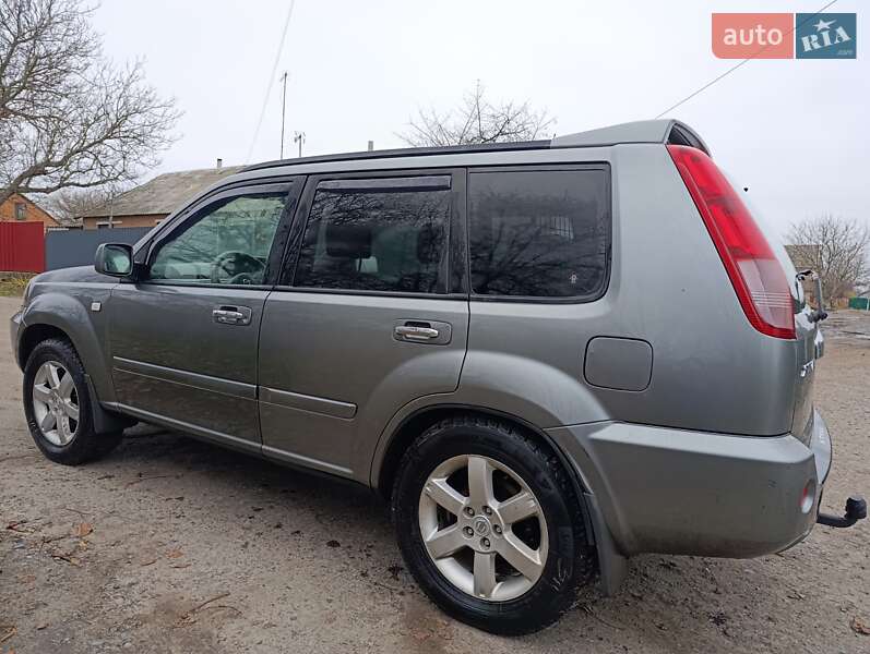 Позашляховик / Кросовер Nissan X-Trail 2006 в Полтаві