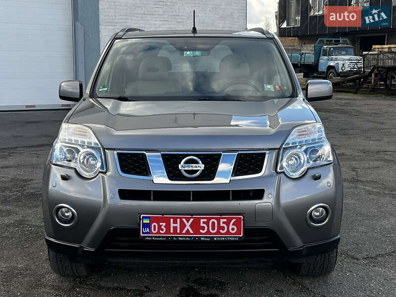 Внедорожник / Кроссовер Nissan X-Trail 2011 в Луцке