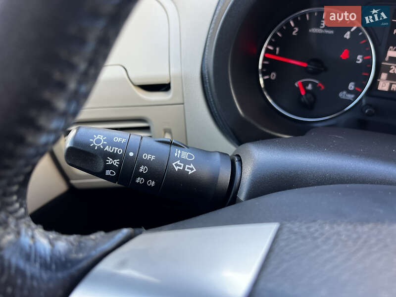 Внедорожник / Кроссовер Nissan X-Trail 2011 в Луцке