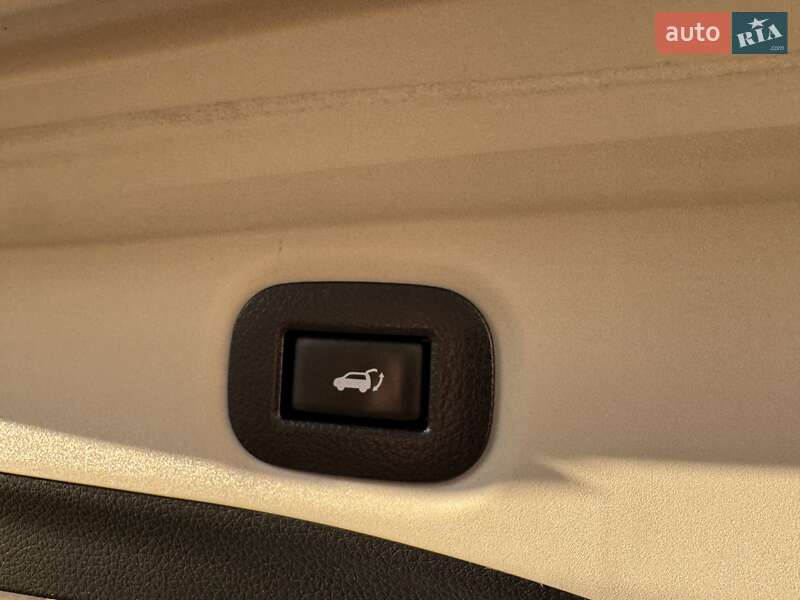 Внедорожник / Кроссовер Nissan X-Trail 2017 в Киеве