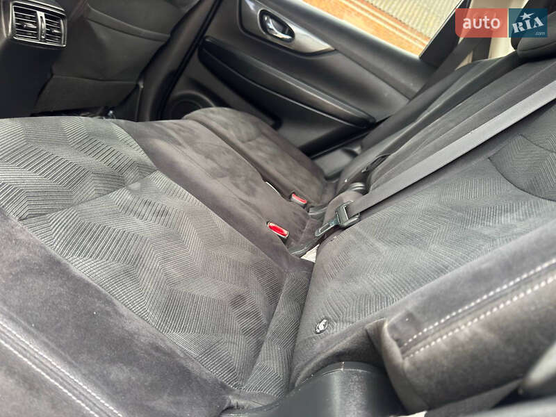 Внедорожник / Кроссовер Nissan X-Trail 2016 в Ахтырке фото 35 Внедорожник / Кроссовер Nissan X-Trail 2016 в Ахтырке