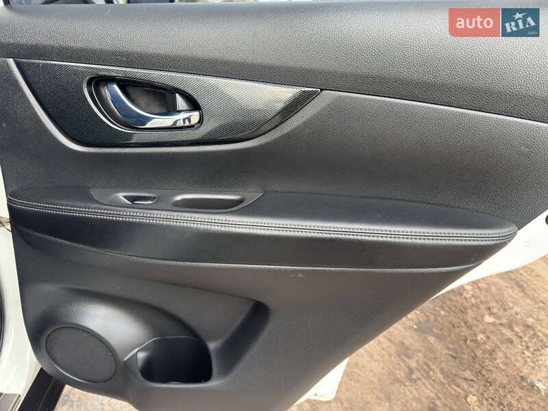 Внедорожник / Кроссовер Nissan X-Trail 2016 в Ахтырке фото 40 Внедорожник / Кроссовер Nissan X-Trail 2016 в Ахтырке