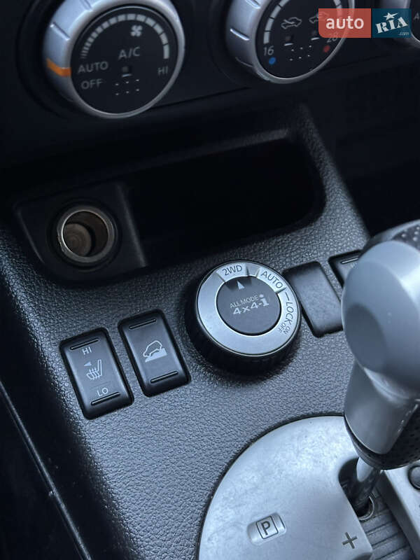 Внедорожник / Кроссовер Nissan X-Trail 2012 в Харькове