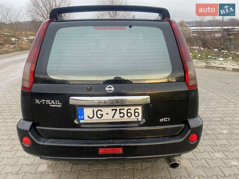 Внедорожник / Кроссовер Nissan X-Trail 2004 в Львове