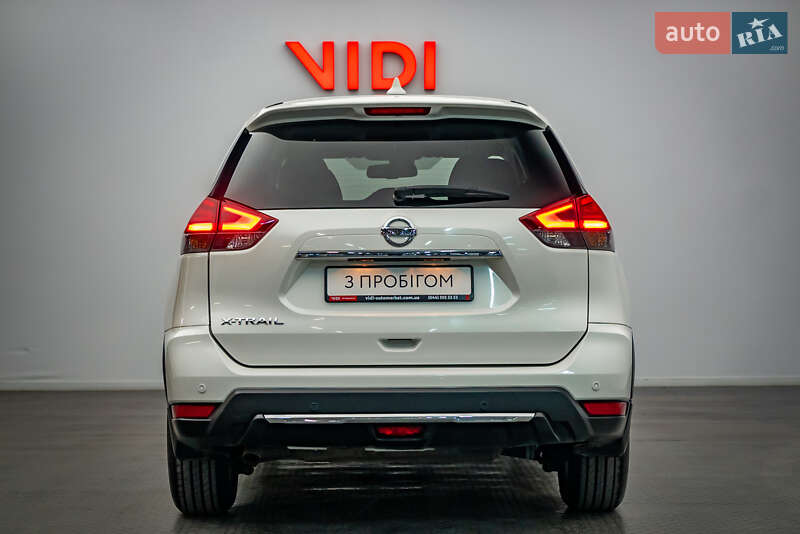 Внедорожник / Кроссовер Nissan X-Trail 2019 в Киеве