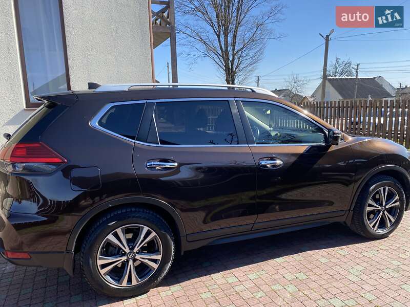 Внедорожник / Кроссовер Nissan X-Trail 2017 в Львове фото 6 Внедорожник / Кроссовер Nissan X-Trail 2017 в Львове