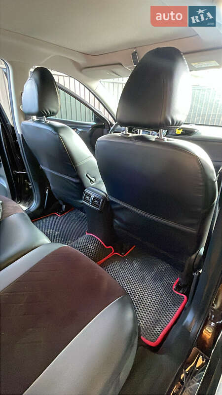 Внедорожник / Кроссовер Nissan X-Trail 2017 в Львове фото 32 Внедорожник / Кроссовер Nissan X-Trail 2017 в Львове