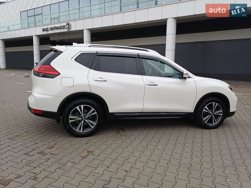 Позашляховик / Кросовер Nissan X-Trail 2021 в Києві