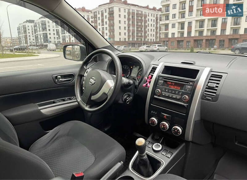 Внедорожник / Кроссовер Nissan X-Trail 2013 в Киеве фото 7 Внедорожник / Кроссовер Nissan X-Trail 2013 в Киеве