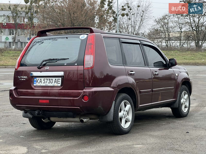 Позашляховик / Кросовер Nissan X-Trail 2005 в Києві фото 3 Позашляховик / Кросовер Nissan X-Trail 2005 в Києві