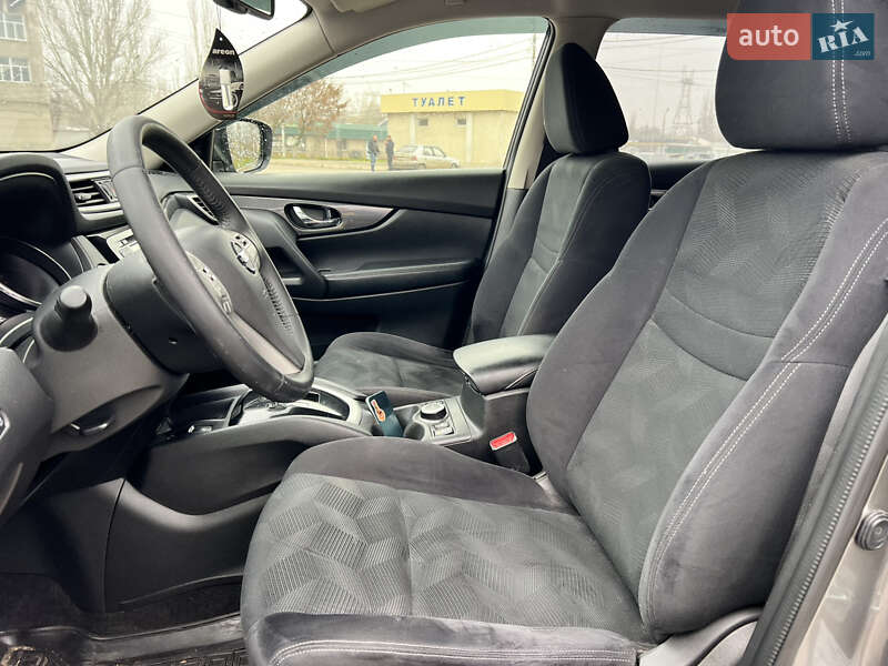 Внедорожник / Кроссовер Nissan X-Trail 2014 в Николаеве