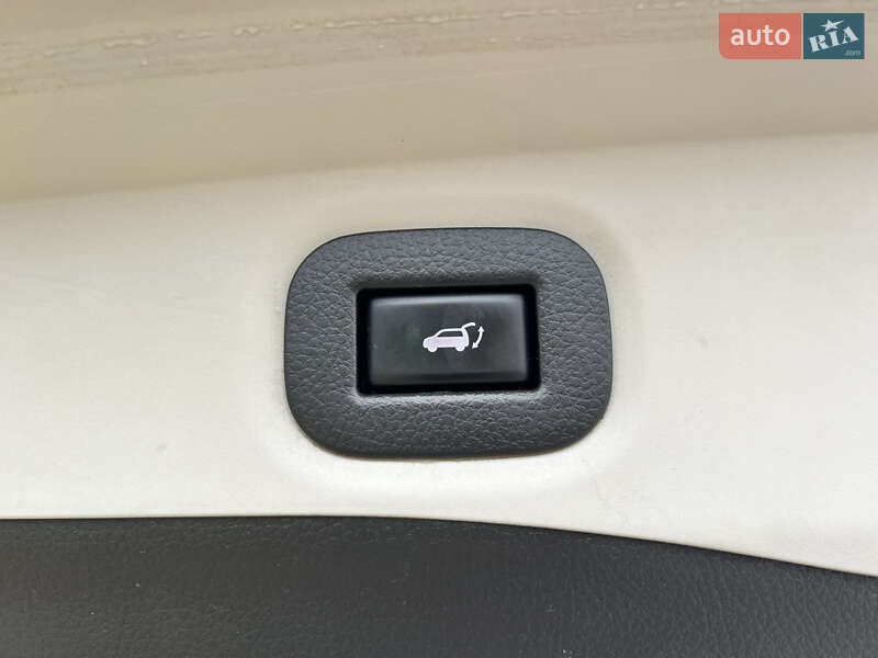 Внедорожник / Кроссовер Nissan X-Trail 2014 в Николаеве