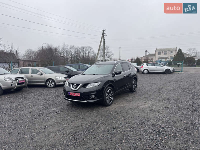 Внедорожник / Кроссовер Nissan X-Trail 2015 в Звенигородке