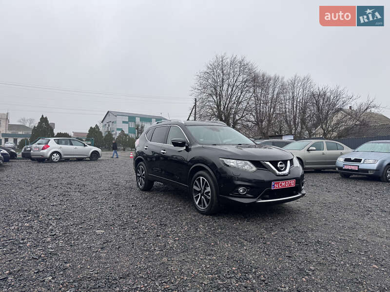 Внедорожник / Кроссовер Nissan X-Trail 2015 в Звенигородке