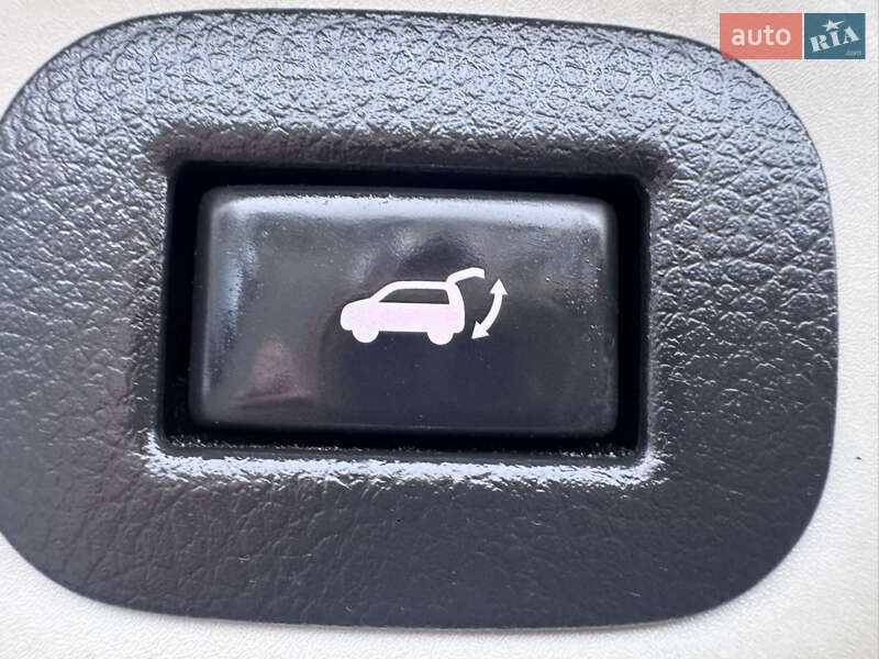 Внедорожник / Кроссовер Nissan X-Trail 2015 в Звенигородке