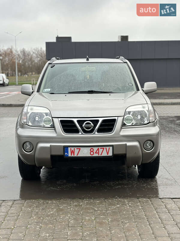 Позашляховик / Кросовер Nissan X-Trail 2003 в Миколаєві
