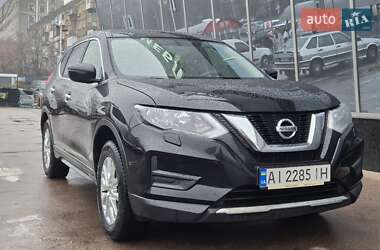 Внедорожник / Кроссовер Nissan X-Trail 2019 в Киеве
