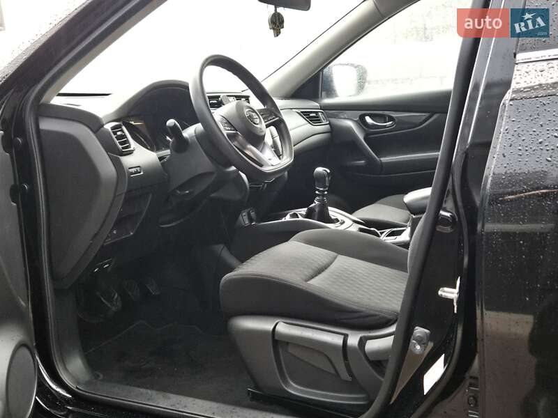 Внедорожник / Кроссовер Nissan X-Trail 2019 в Киеве