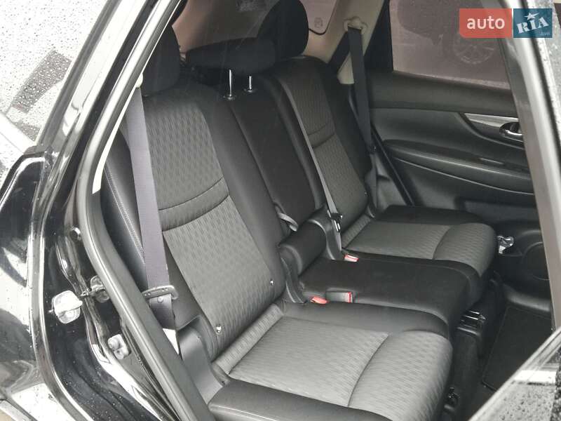 Внедорожник / Кроссовер Nissan X-Trail 2019 в Киеве