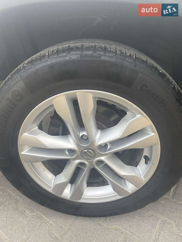 Внедорожник / Кроссовер Nissan X-Trail 2013 в Ивано-Франковске