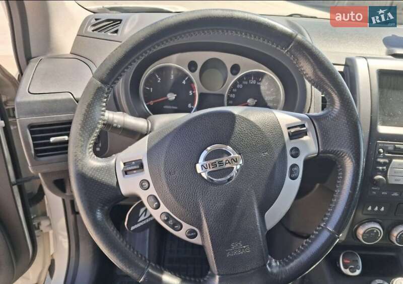 Внедорожник / Кроссовер Nissan X-Trail 2001 в Днепре