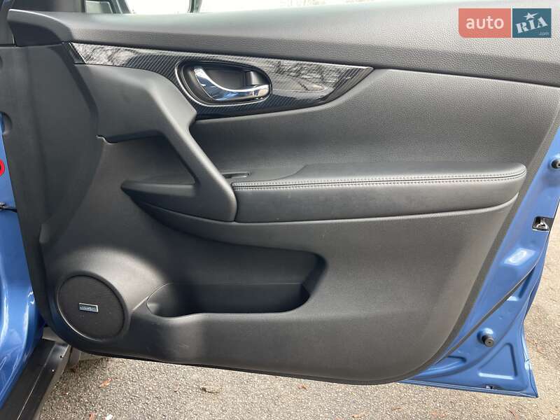 Позашляховик / Кросовер Nissan X-Trail 2017 в Києві