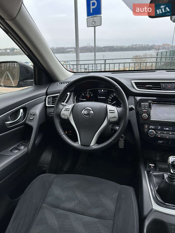 Внедорожник / Кроссовер Nissan X-Trail 2015 в Тернополе фото 85 Внедорожник / Кроссовер Nissan X-Trail 2015 в Тернополе