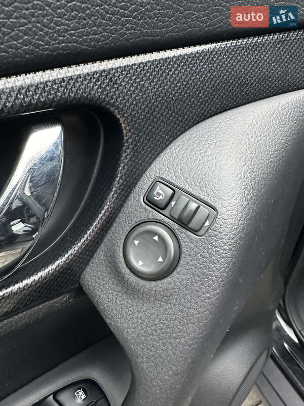 Внедорожник / Кроссовер Nissan X-Trail 2015 в Тернополе фото 112 Внедорожник / Кроссовер Nissan X-Trail 2015 в Тернополе