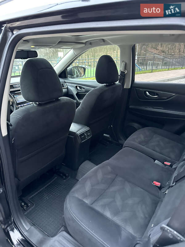 Внедорожник / Кроссовер Nissan X-Trail 2015 в Тернополе фото 132 Внедорожник / Кроссовер Nissan X-Trail 2015 в Тернополе