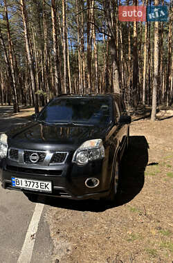 Позашляховик / Кросовер Nissan X-Trail 2010 в Полтаві