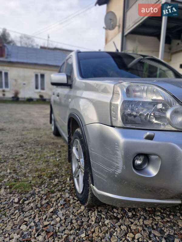 Позашляховик / Кросовер Nissan X-Trail 2008 в Івано-Франківську