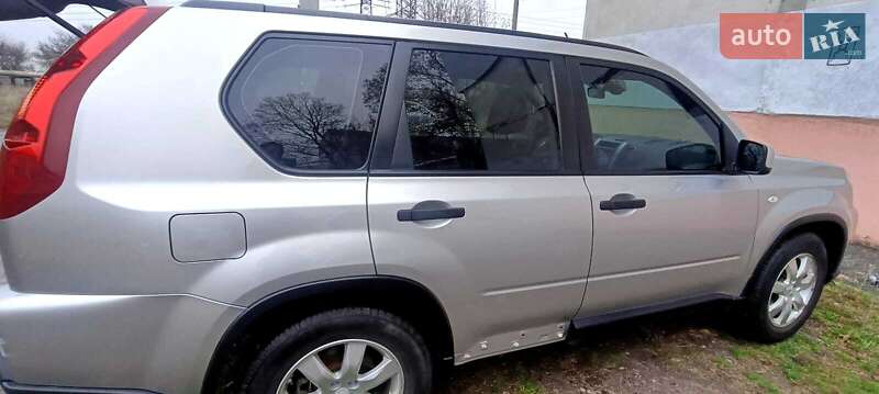 Внедорожник / Кроссовер Nissan X-Trail 2010 в Павлограде
