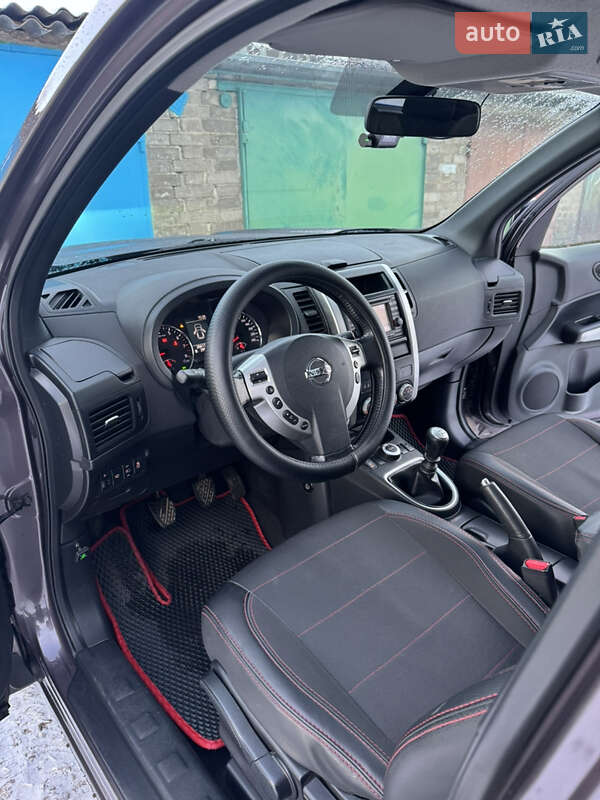 Позашляховик / Кросовер Nissan X-Trail 2011 в Краматорську