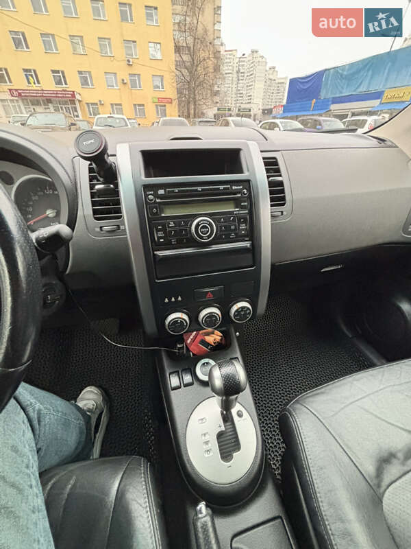 Внедорожник / Кроссовер Nissan X-Trail 2008 в Киеве
