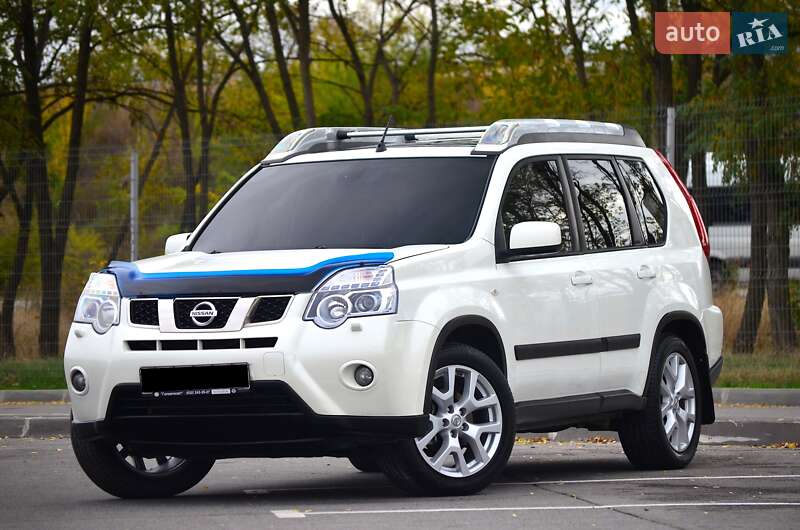 Позашляховик / Кросовер Nissan X-Trail 2013 в Дніпрі