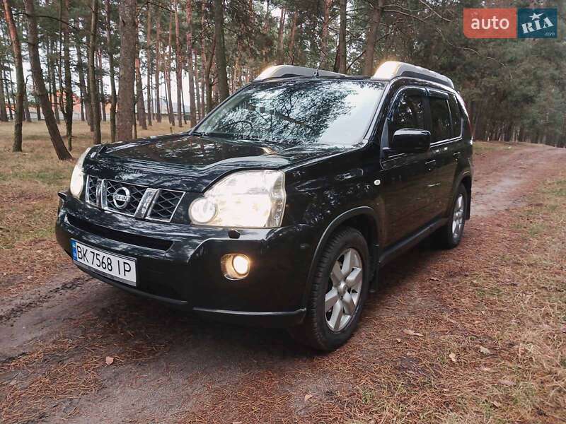 Позашляховик / Кросовер Nissan X-Trail 2008 в Вараші