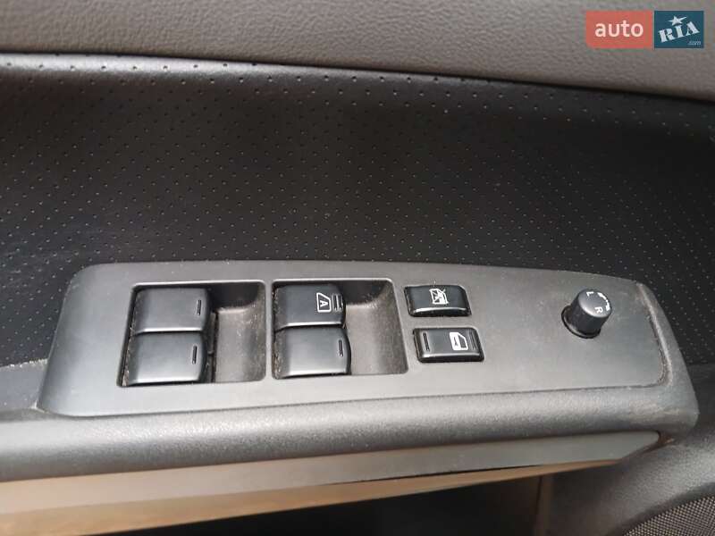 Позашляховик / Кросовер Nissan X-Trail 2008 в Вараші