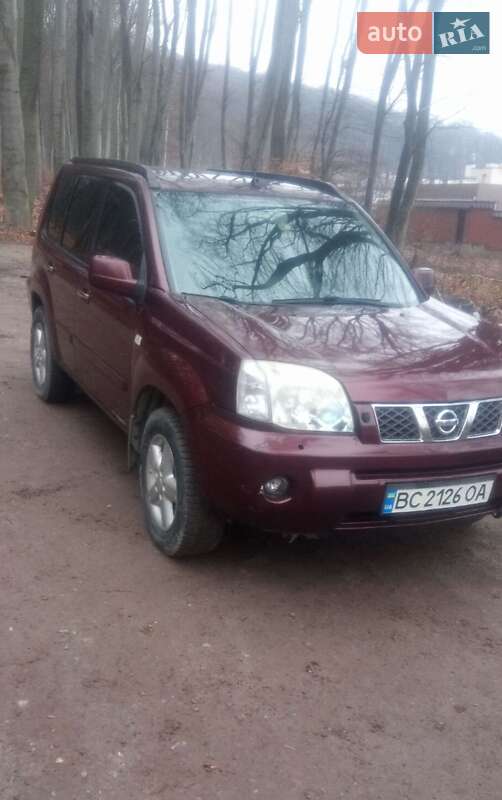 Внедорожник / Кроссовер Nissan X-Trail 2004 в Львове фото 2 Внедорожник / Кроссовер Nissan X-Trail 2004 в Львове