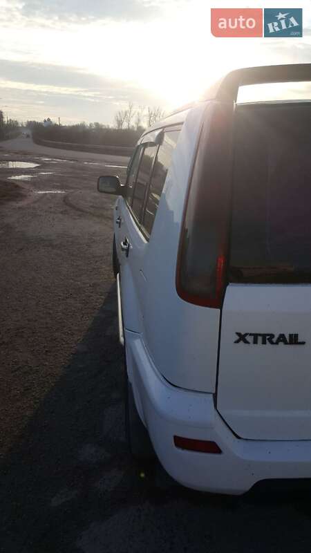 Позашляховик / Кросовер Nissan X-Trail 2003 в Ланівці фото 7 Позашляховик / Кросовер Nissan X-Trail 2003 в Ланівці