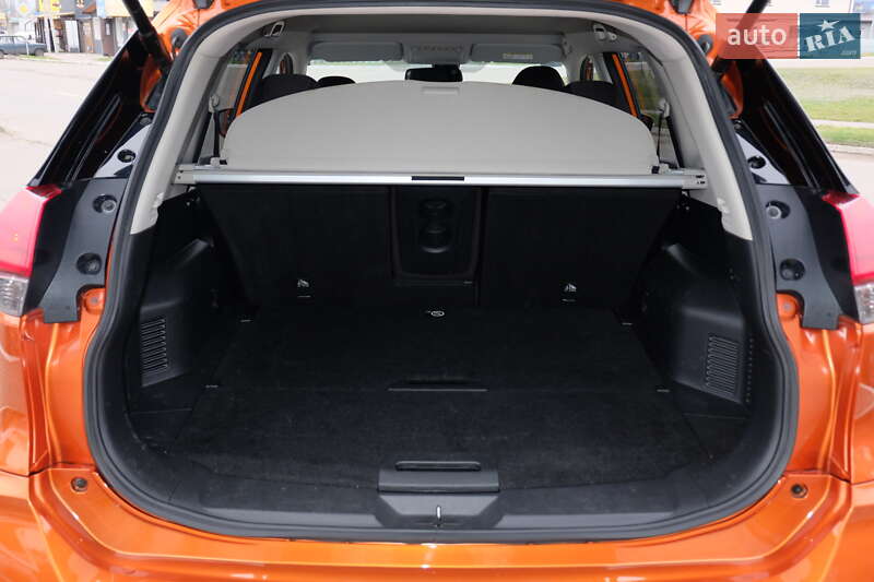 Внедорожник / Кроссовер Nissan X-Trail 2018 в Кременчуге фото 25 Внедорожник / Кроссовер Nissan X-Trail 2018 в Кременчуге