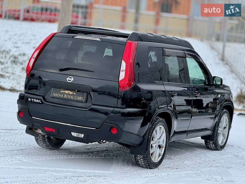 Позашляховик / Кросовер Nissan X-Trail 2011 в Києві
