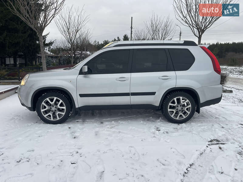 Позашляховик / Кросовер Nissan X-Trail 2012 в Смілі