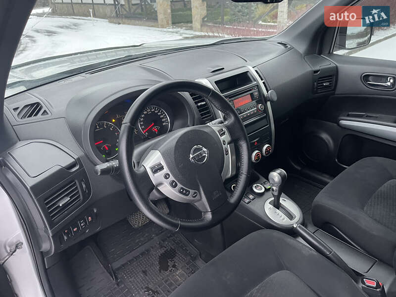 Позашляховик / Кросовер Nissan X-Trail 2012 в Смілі