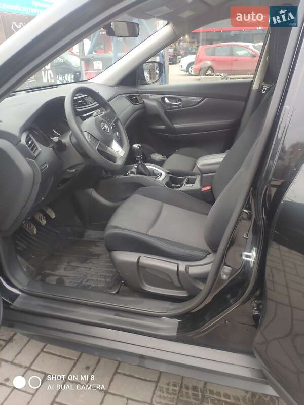 Позашляховик / Кросовер Nissan X-Trail 2020 в Івано-Франківську